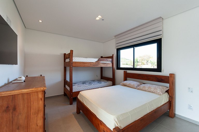 Casa em Guararema - SPcs472