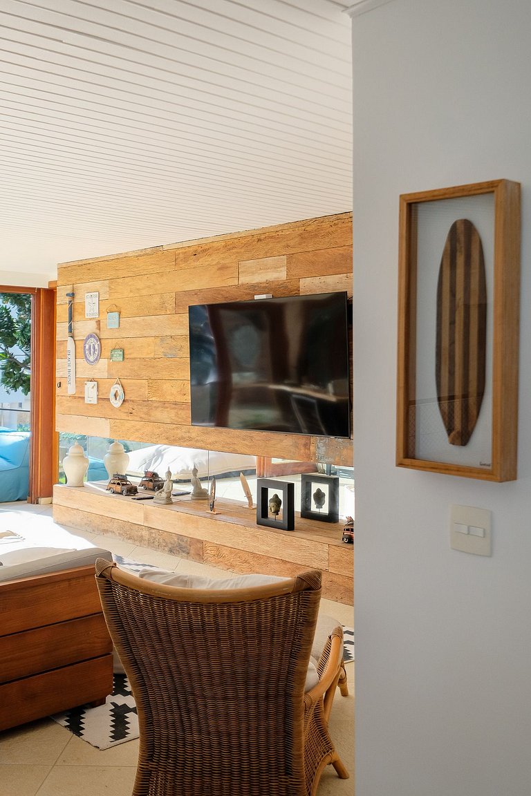 Casa pé na areia em Guaecá - SPcs476