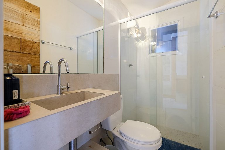 Casa pé na areia em Guaecá - SPcs476