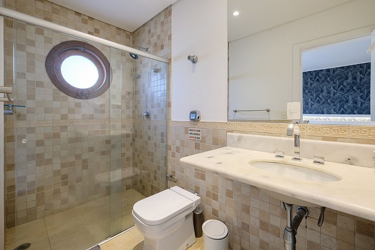 Casa pé na areia em Guaecá - SPcs476