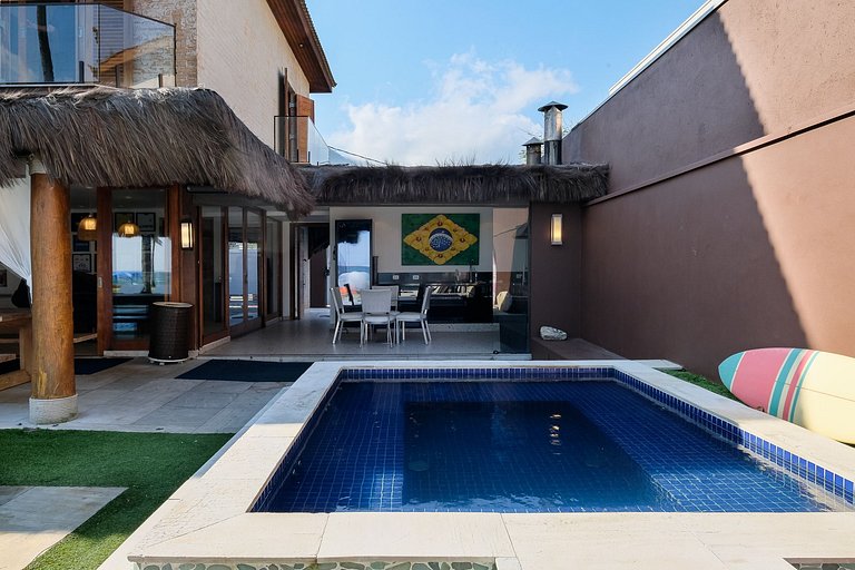 Casa pé na areia em Guaecá - SPcs476