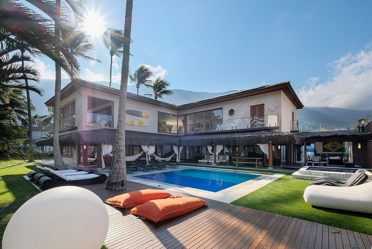 Casa pé na areia em Guaecá - SPcs476