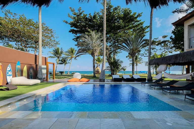 Casa pé na areia em Guaecá - SPcs476