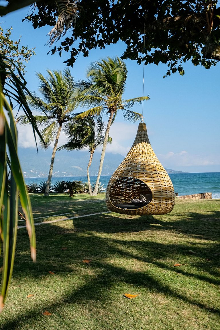 Casa pé na areia em Guaecá - SPcs476