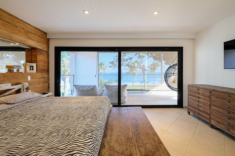 Casa pé na areia em Guaecá - SPcs476