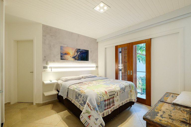 Casa pé na areia em Guaecá - SPcs476