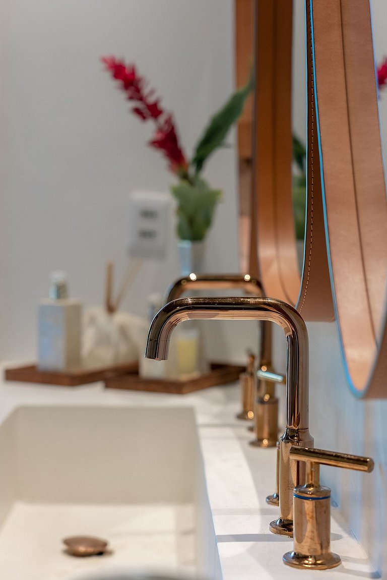 Casa Magnífica - Outeiro das Brisas - 4 suítes | BAcs19