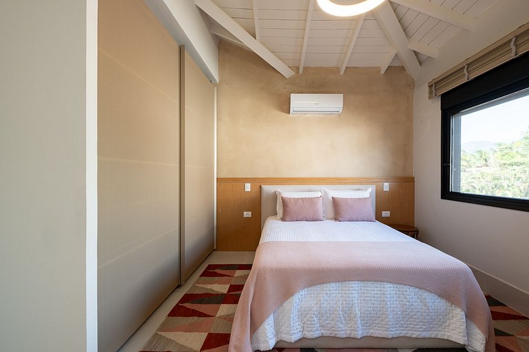 Casa Sofisticada - Pé na areia, Barra do Una - SPcs479