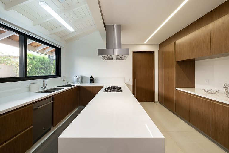 Casa Sofisticada - Pé na areia, Barra do Una - SPcs479