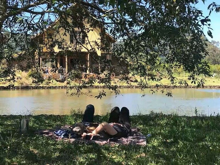 Chalé no campo - Canela - RScs03