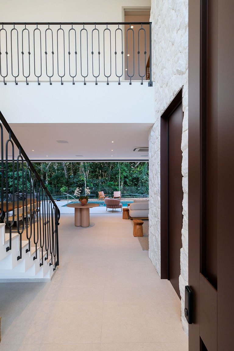 Casa contemporânea - Poucos passos da praia na Riviera de Sã