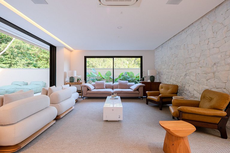 Casa contemporânea - Poucos passos da praia na Riviera de Sã