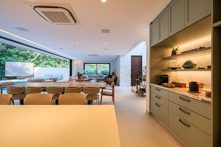 Casa contemporânea - Poucos passos da praia na Riviera de Sã