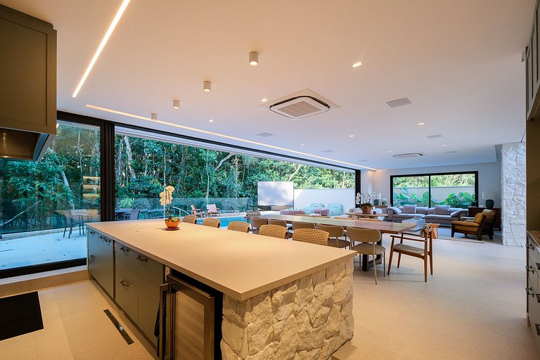 Casa contemporânea - Poucos passos da praia na Riviera de Sã