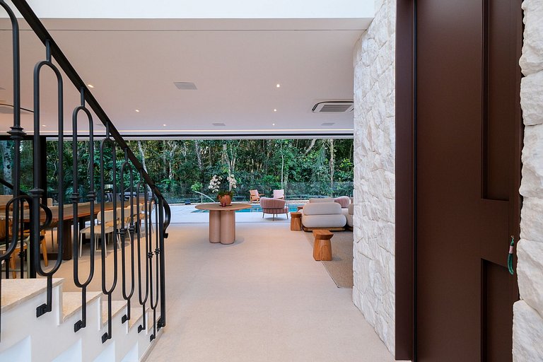 Casa contemporânea - Poucos passos da praia na Riviera de Sã