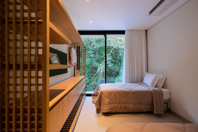 Casa contemporânea - Poucos passos da praia na Riviera de Sã