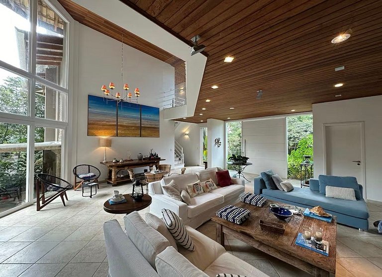 Casa em Condomínio - Praia de Iporanga Guarujá - SPcs494
