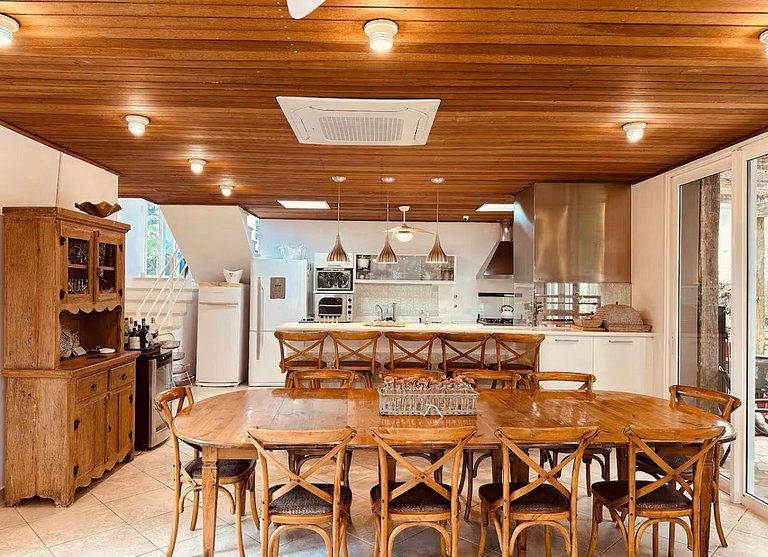 Casa em Condomínio - Praia de Iporanga Guarujá - SPcs494