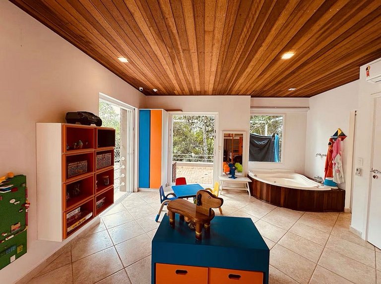 Casa em Condomínio - Praia de Iporanga Guarujá - SPcs494