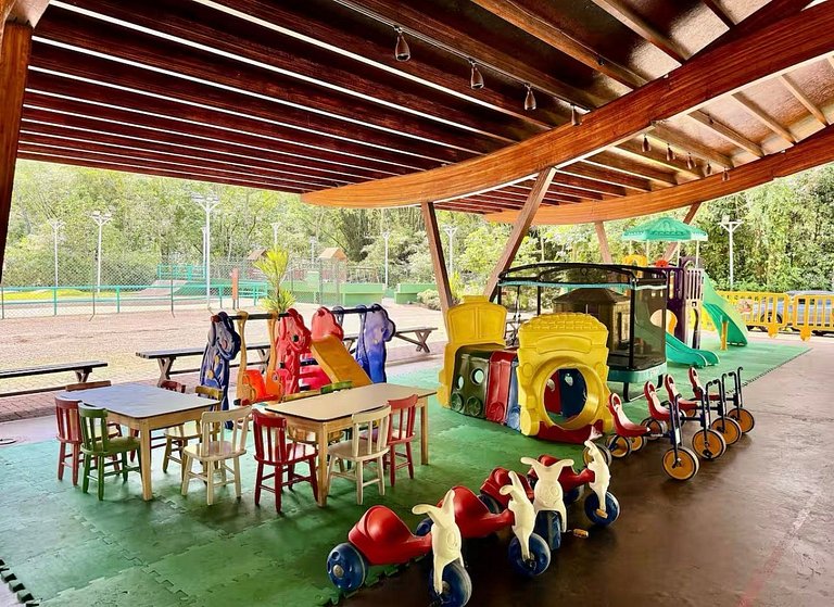 Casa em Condomínio - Praia de Iporanga Guarujá - SPcs494
