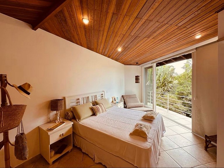 Casa em Condomínio - Praia de Iporanga Guarujá - SPcs494