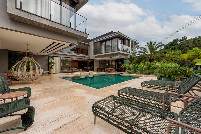 Expetacular Casa no Jardins do Golf - Riviera/SP | LTSPcs23